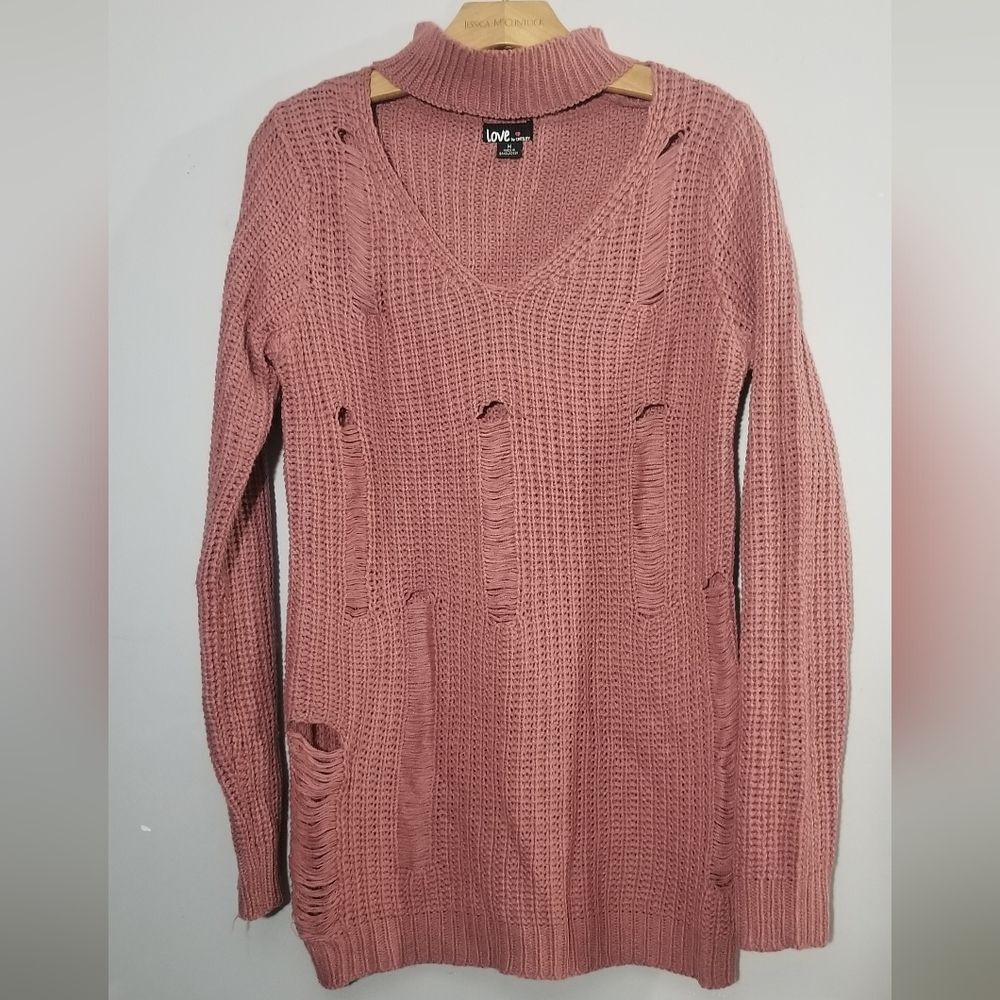 Love by chesley size medium Distressed Shredded Knit Tunic Sweater Pink V-Neck
